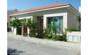 House in Montparnas